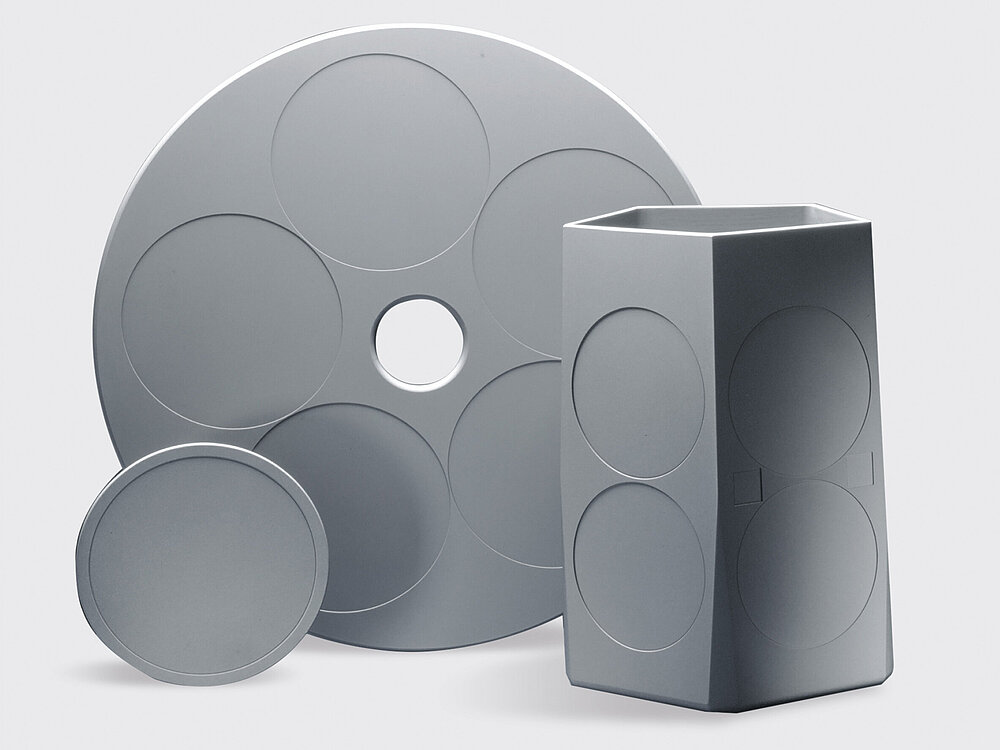 CVD-SiC သည် ပါးလွှာသော ဖလင်အလွှာများမှ အစုလိုက် ပစ္စည်းများအထိ ဆင့်ကဲပြောင်းလဲခြင်း