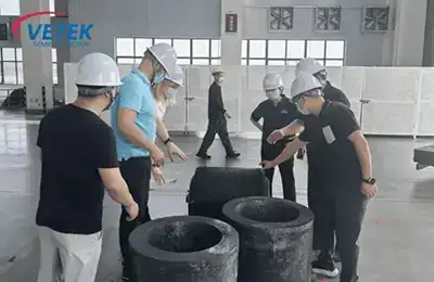 Veteksemicon ၏ကာဗွန်ဖိုင်ဘာထုတ်ကုန်စက်ရုံသို့လာရောက်လည်ပတ်ရန် Customers များအားကြိုဆိုပါသည်။